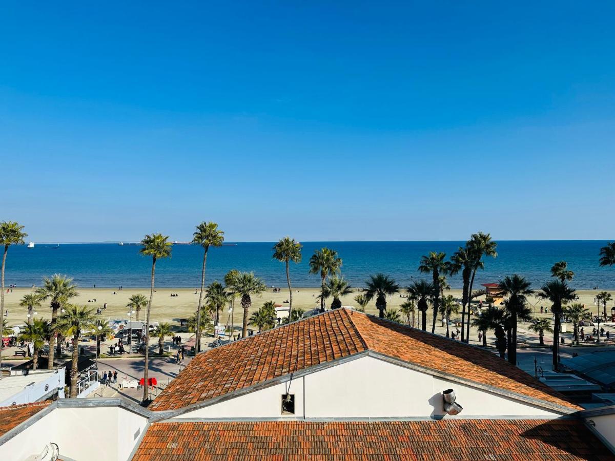 Whispering Palms 1-Br Apt By Finikoudes Beach Larnaca Dış mekan fotoğraf